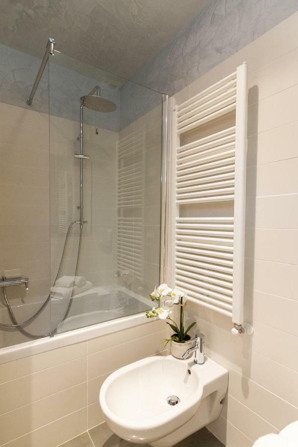 Tergesteo Palace Suite Триест Экстерьер фото