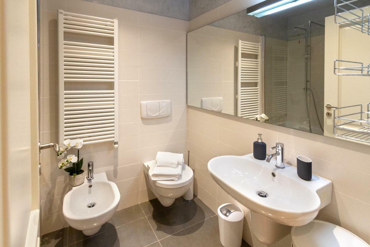 Tergesteo Palace Suite Триест Экстерьер фото